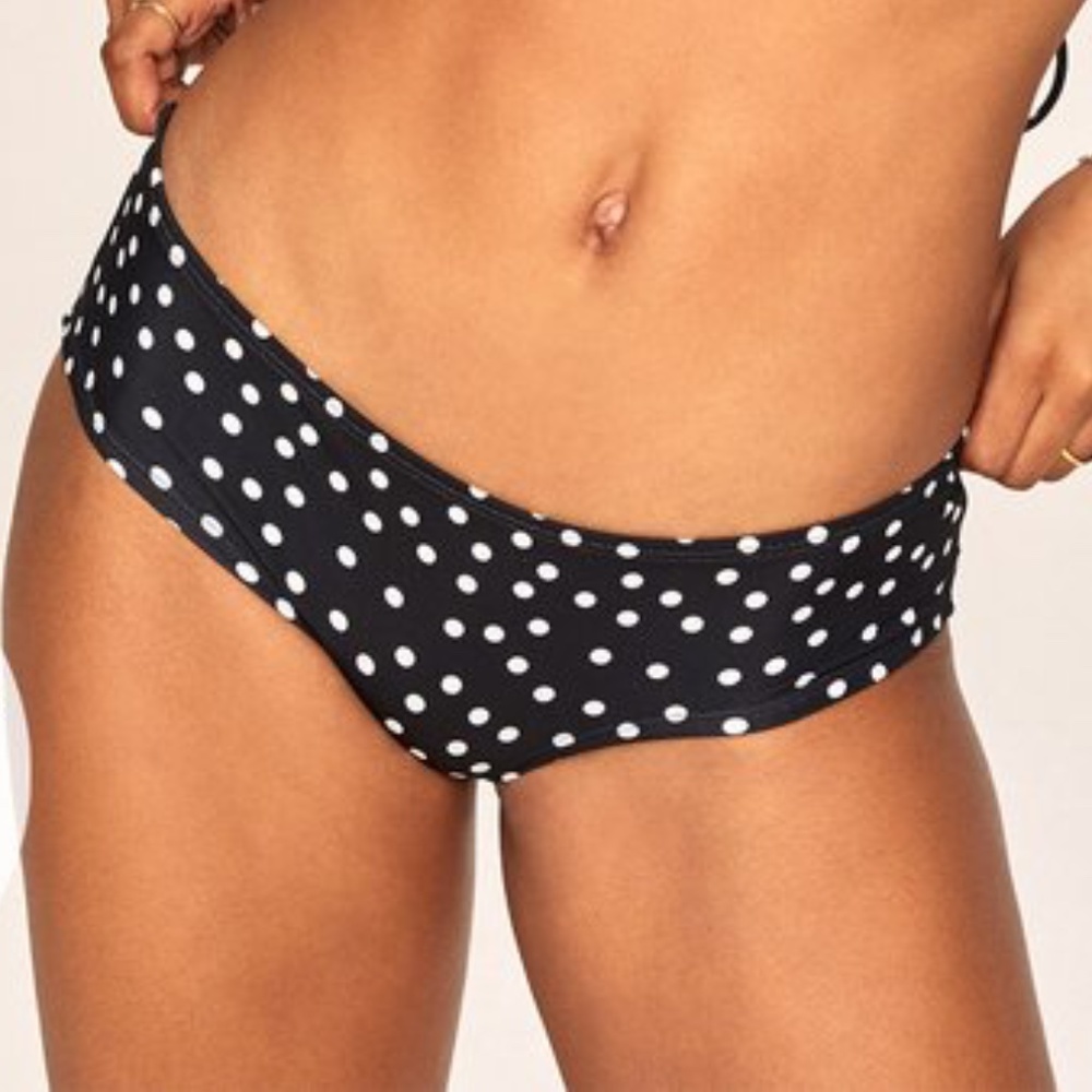 Contour Hipster Bikini Cheeky Panties